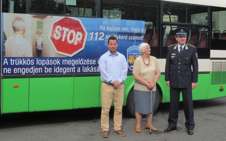  Az idősek védelme érdekében fogott össze a Vértes Volán Zrt. és a Komárom-Esztergom Megyei Rendőr-főkapitányság