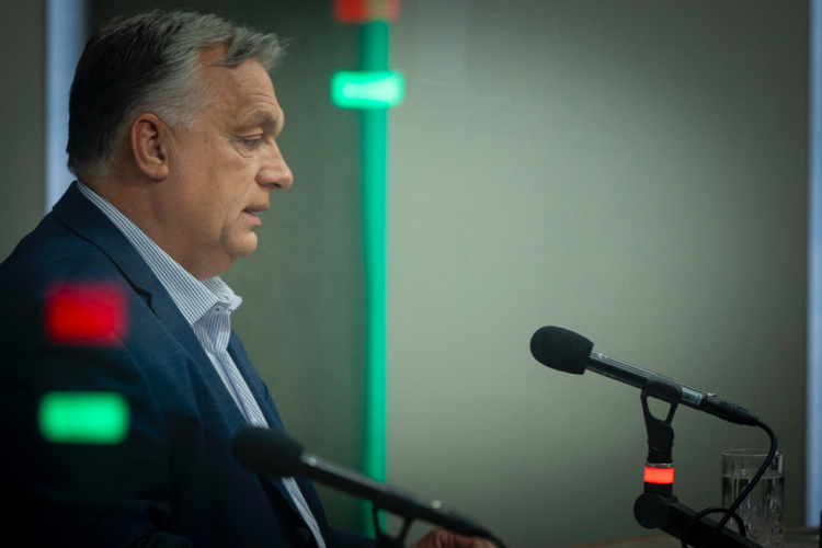 Orbán Viktor: olyan választás előtt állunk, amely eldönti a háború és béke kérdését 