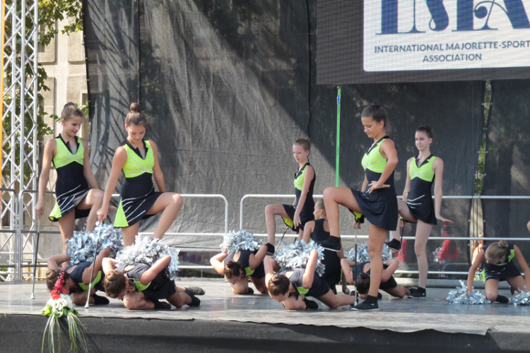 Helló Tatabánya! Megjöttünk!