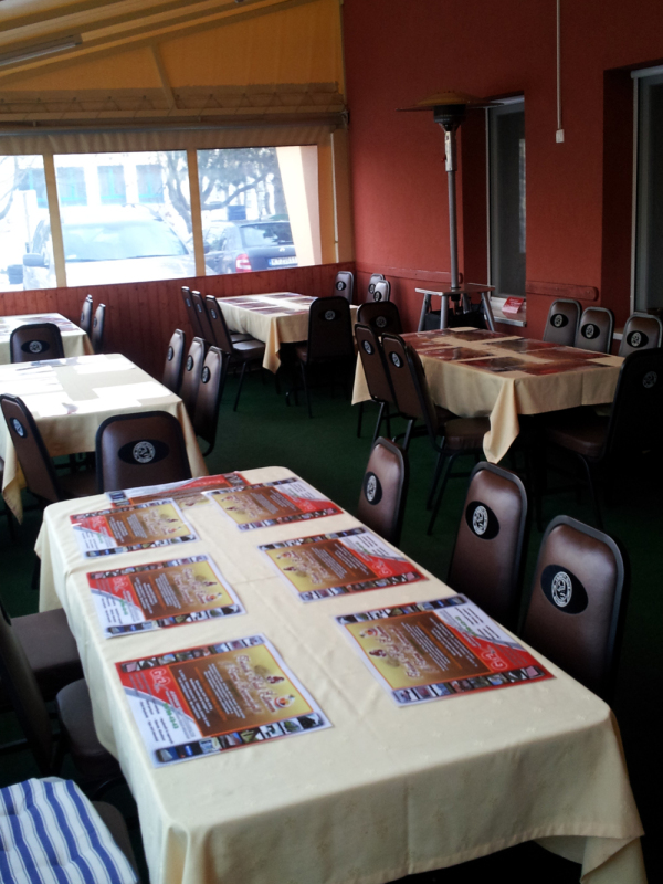 Tröszti Klub Étterem