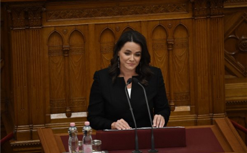 Megválasztotta köztársasági elnökké Novák Katalint a parlament