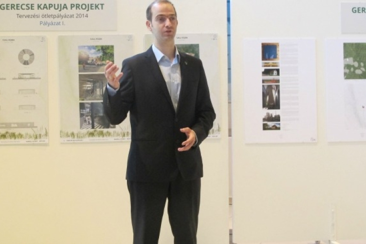 A Gerecse kapuja a Turulnál