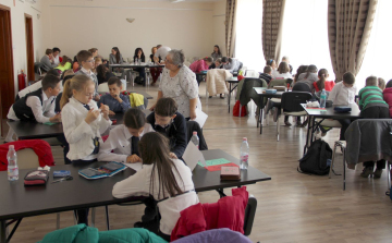 Első helyen jutottak tovább a Mesefalók 