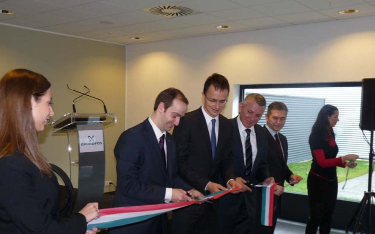 Grundfos – új gyártósorok beüzemelése Tatabányán 