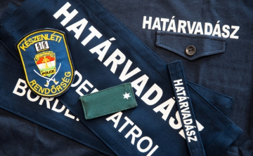 Bakondi: elérheti az ezret a tél beálltára a határvadászok létszáma