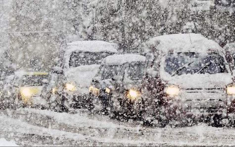 Havazás és nagy hideg nehezíti a közlekedést