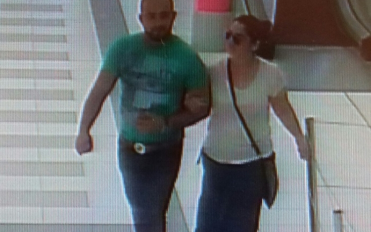 LOPÁS MIATT KERESSÜK ŐKET 