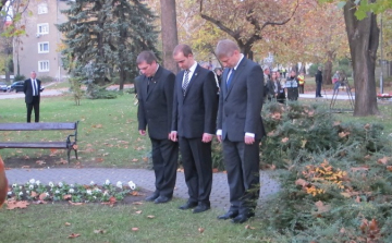 Az ’56-os hősökre emlékeztek