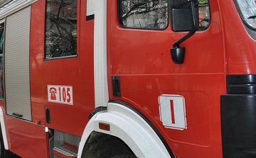 Tűz miatt 18 lakóházat ürítettek ki Mezőkovácsházán
