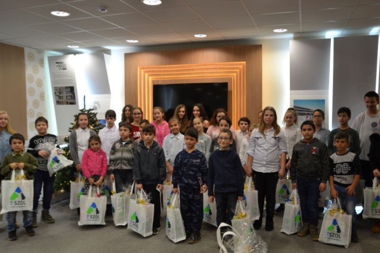 Karácsonyi jótékonysági gyerekgála a T-Szol Zrt. székházában