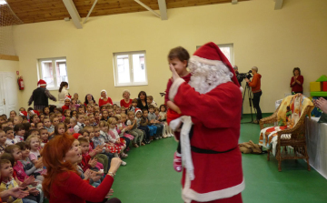 Micimackó oviban járt a Mikulás!