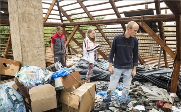 Rombolt a jég Szabolcsban: hétszáz ház rongálódott meg