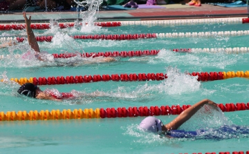 Párkányban indult az új szezon a TVSE úszóinak
