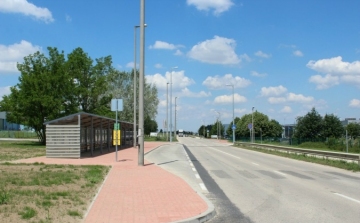 Új buszmegállók az Ipari Parkban