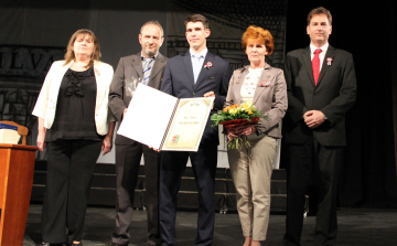 Béres Bence Környe tizenhatodik díszpolgára