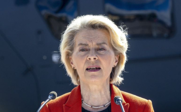 Megzavarták Ursula von der Leyen Bulgáriába tartó repülőgépének GPS-ét