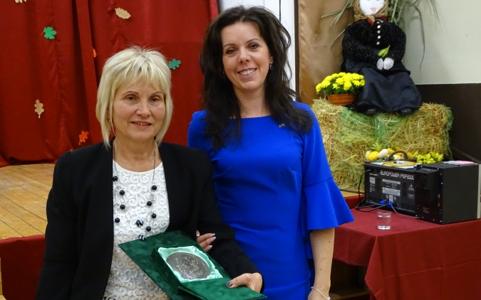 Ungvölgyiné Varga Éva kapta a Felsőgalláért díjat