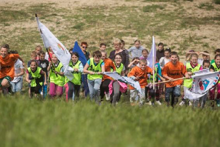 13 EZER DIÁK AZ EGÉSZSÉGISMERET MÉRÉSEN