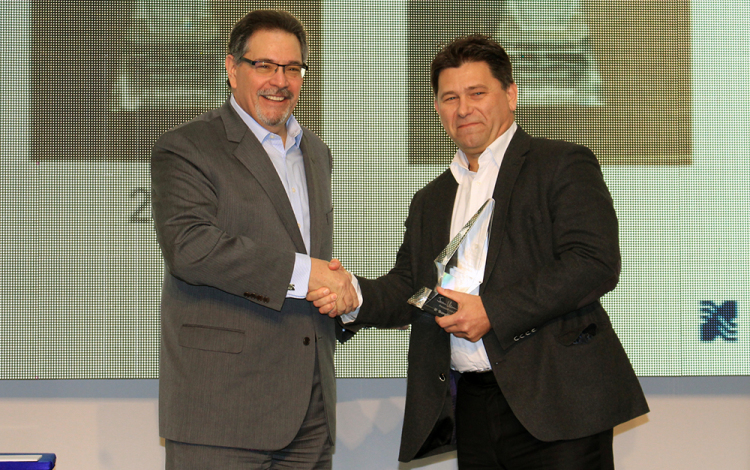 Biztonság, bizalom, barátok: BorgWarner