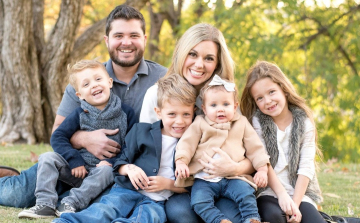 Továbbra is változatlan feltételekkel érvényesíthető a négy vagy több gyermeket nevelő anyák kedvezménye