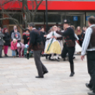 Spricc, kupica, tánc