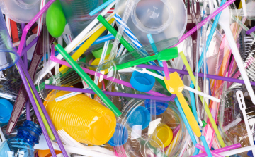 Szagmentes újrahasznosított műanyagokat fejlesztett ki a Mol