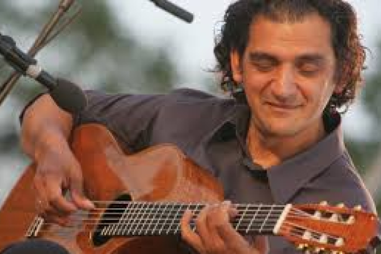 Tatabányán lép fel a Kossuth-díjas Snétberger Ferenc