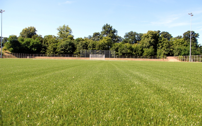 Megújult a műfüves pálya