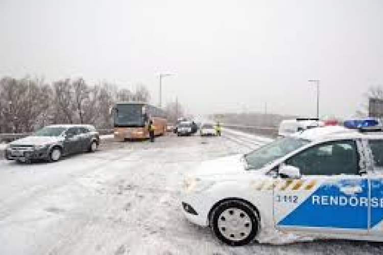 Közlekedési helyzetkép, már csak két elzárt település! FRISSÍTVE!