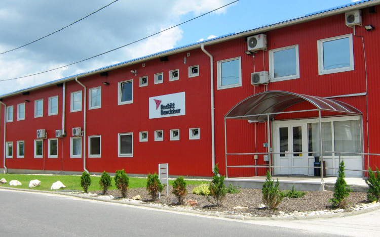 A Reckitt Benckiser bővíti tatabányai üzemét