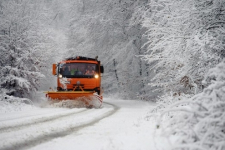Újabb jelentős országos havazás várható – Óvatosan közlekedjünk!