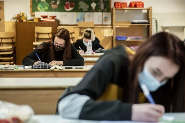 Véget értek az őszi írásbeli érettségik