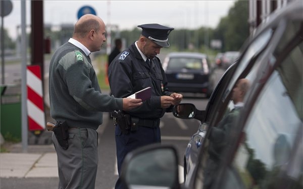 Júliustól közös ellenőrzés a legtöbb magyar-horvát határátkelőn