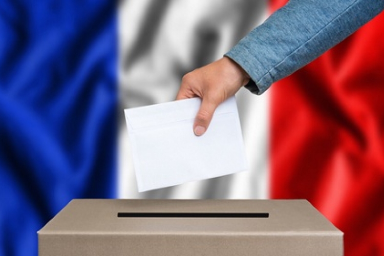 Megkezdődött a francia választások második fordulója