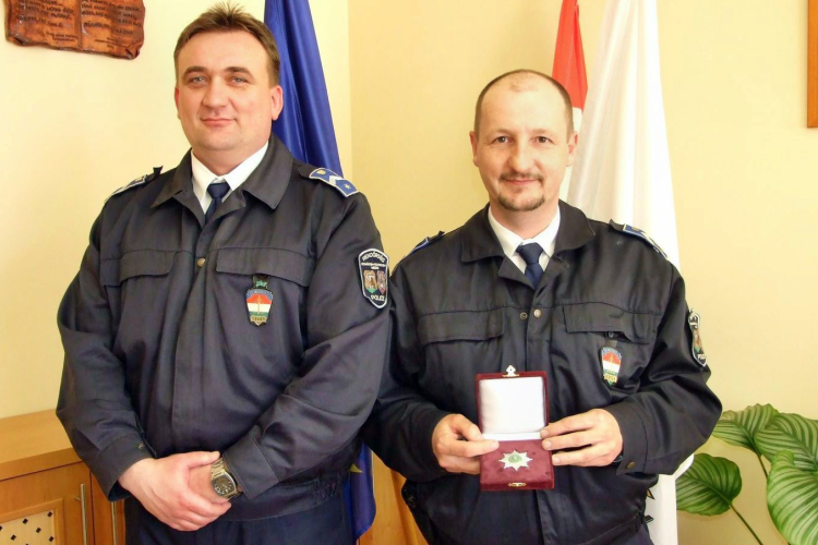 Bátorságért Érdemjel a környei rendőrnek