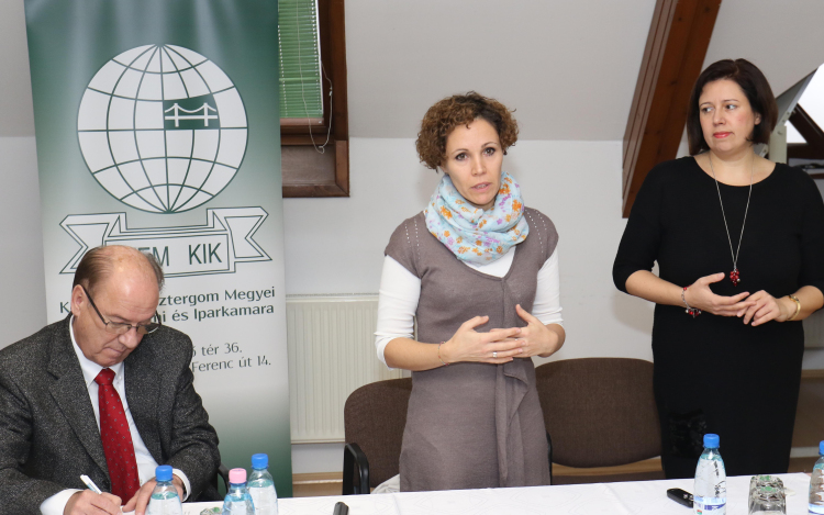 Fórum az E-ügyintézésről Tatabányán és Esztergomban