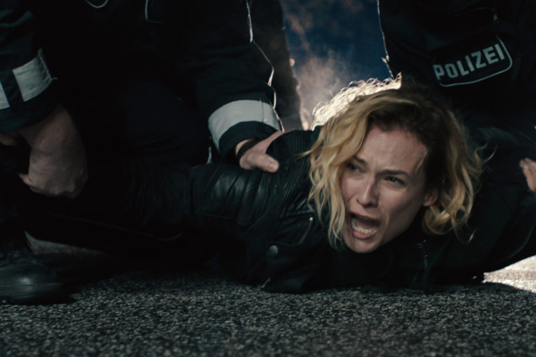 NYÁRESTI VETÍTÉSEK II. | SÖTÉTBEN