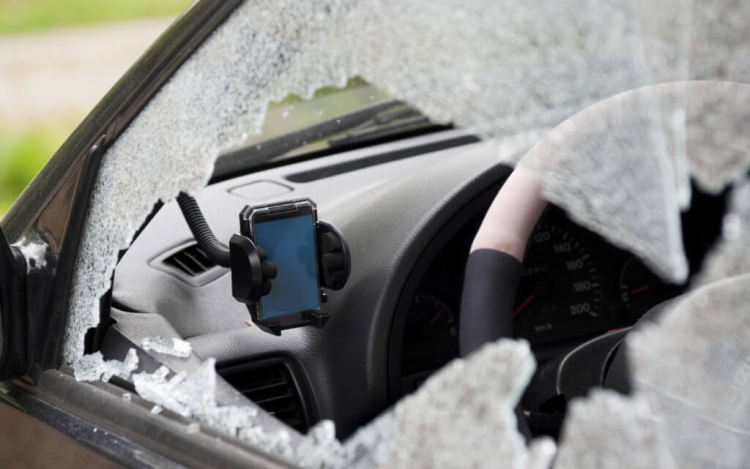 Ne hagyjon értéket az utastérben!