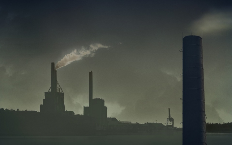 Csaknem 400 ezren haltak meg a légszennyezettség miatt 2014-ben az unióban
