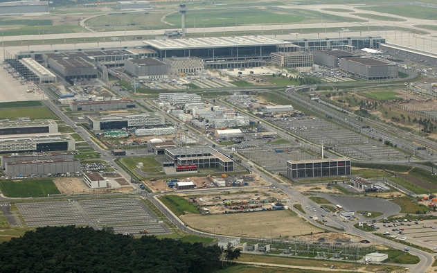 Több mint húszezer hibát vétettek a berlini repülőtér kivitelezői