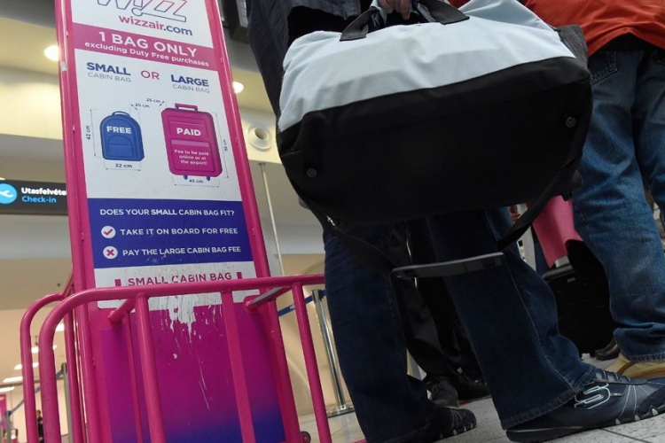 Újra módosítja a Wizz Air a poggyászokra vonatkozó szabályzatot