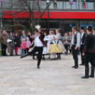 Spricc, kupica, tánc