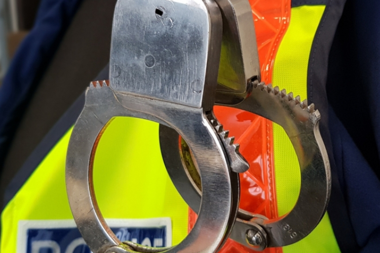 Görögországban fogtak el egy Európa-szerte körözött magyar nőt