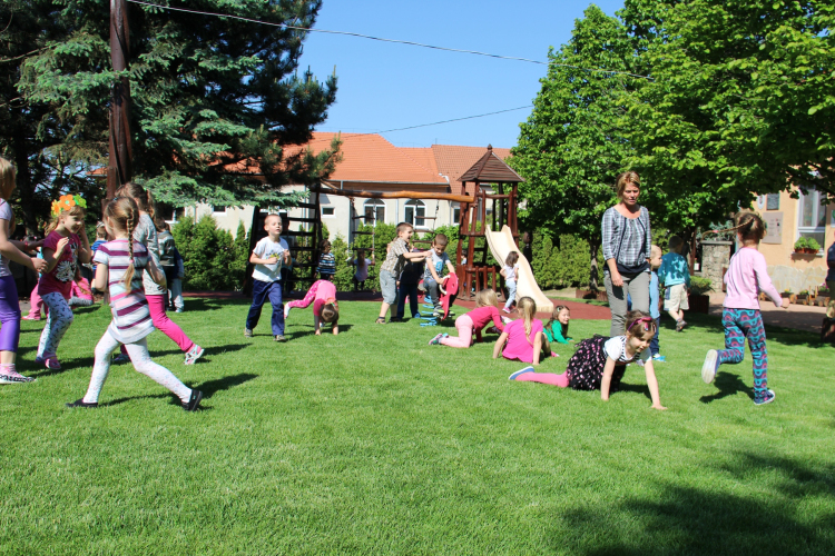 Esztétikusabb és biztonságosabb lett a felsőgallai óvoda udvara
