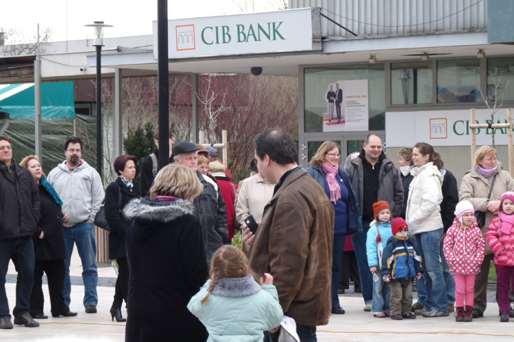 Spricc, kupica, tánc