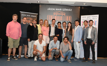 Évadzáró és díjátadó a Jászai Mari Színházban