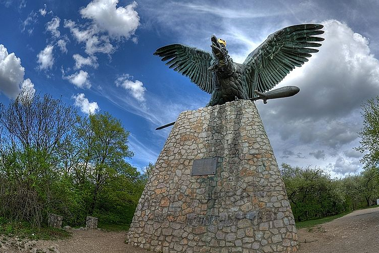 Történelmi emlékhellyé nyilvánították a Turult