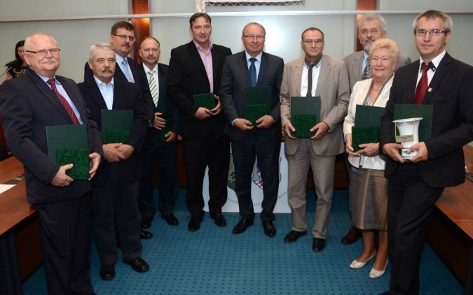 Gazdasági díjátadó a megyeházán