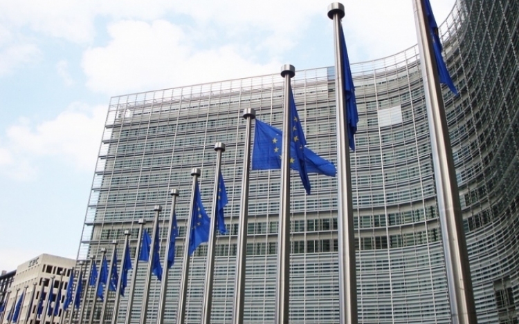 Újabb EU-csúcs lesz a járványvédelmi intézkedések összehangolása érdekében