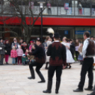 Spricc, kupica, tánc